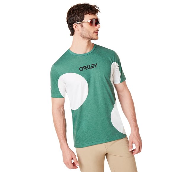 Oakley‎ Men's Staple Tee - NWT - Picture 1 of 8